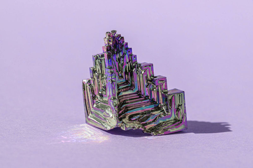 Cristal de Bismuth signification, propriétés et utilisation Conscious Items