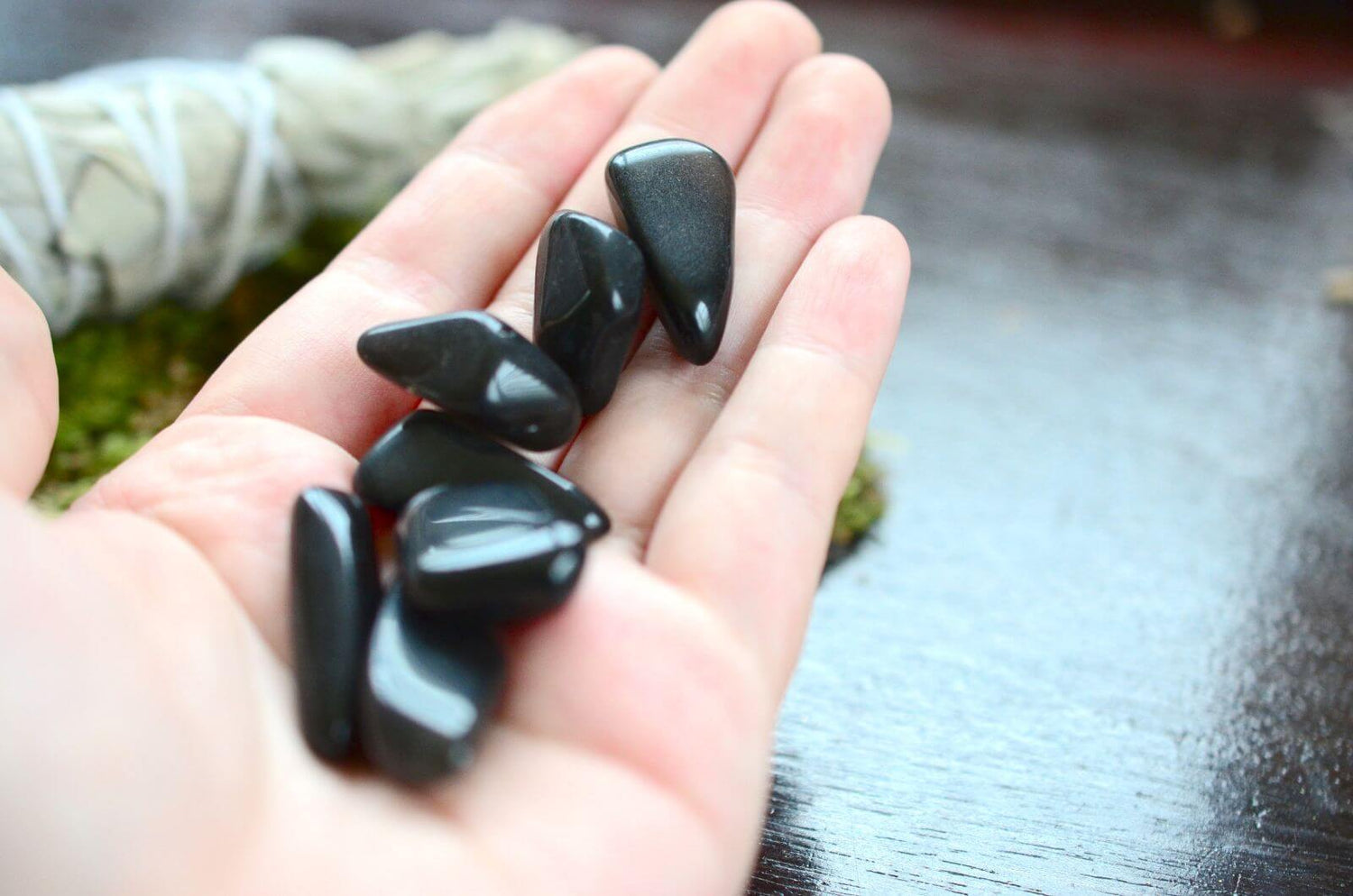 Apache Tears: How This Stone Can Help Your Emotional Healing - Conscious Items