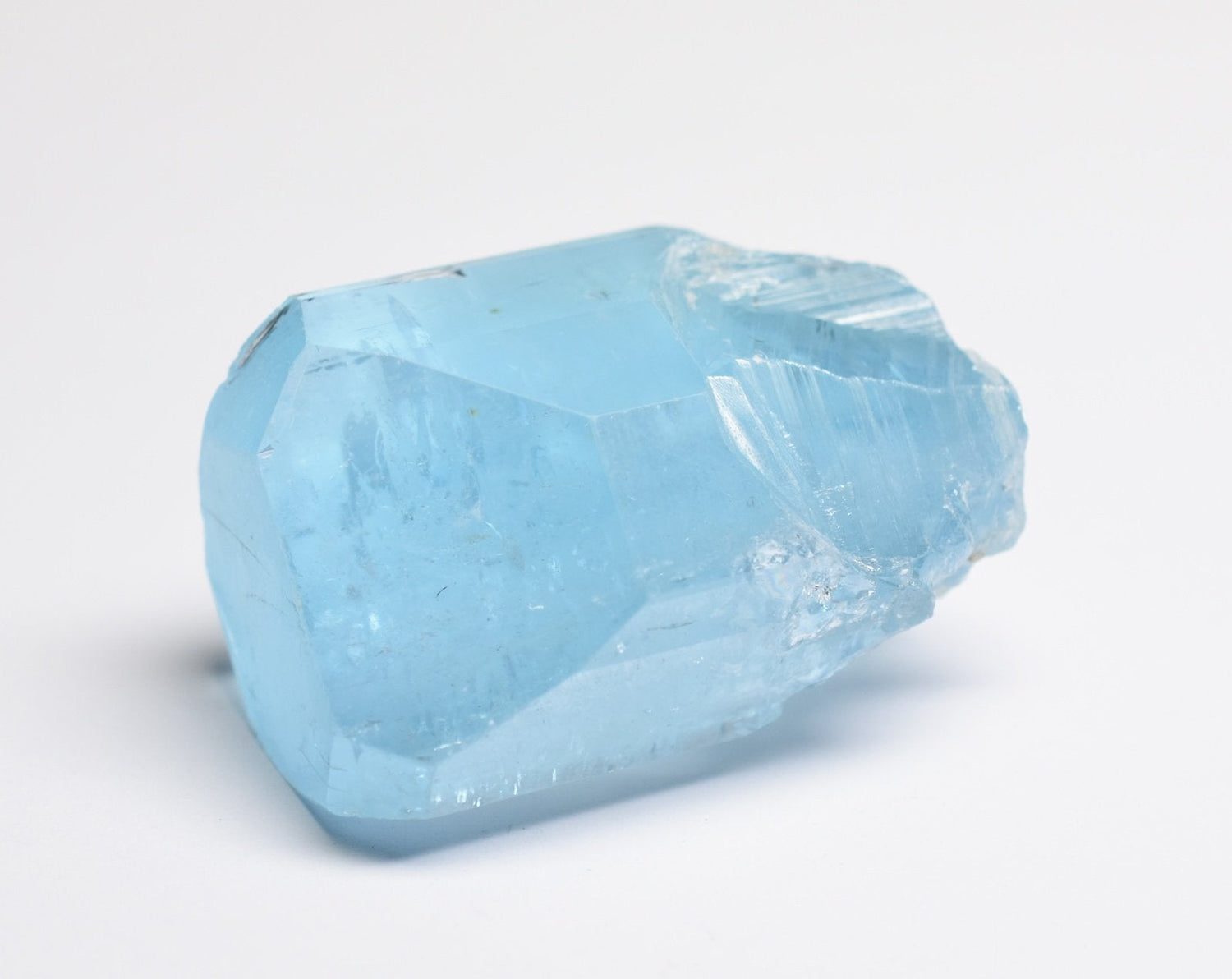 Blue Topaz: How To Use This Timeless Stone for Your Well-Being - Conscious Items