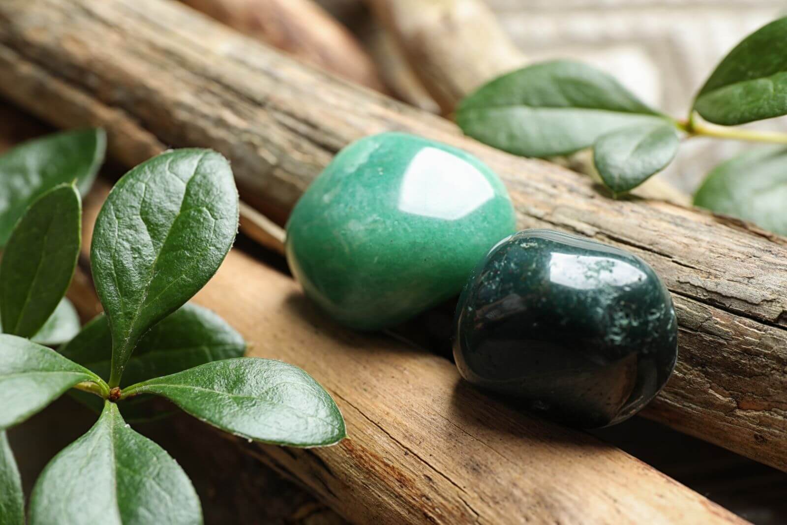 Green Aventurine Meaning: How To Use Its Incredible Healing Properties - Conscious Items