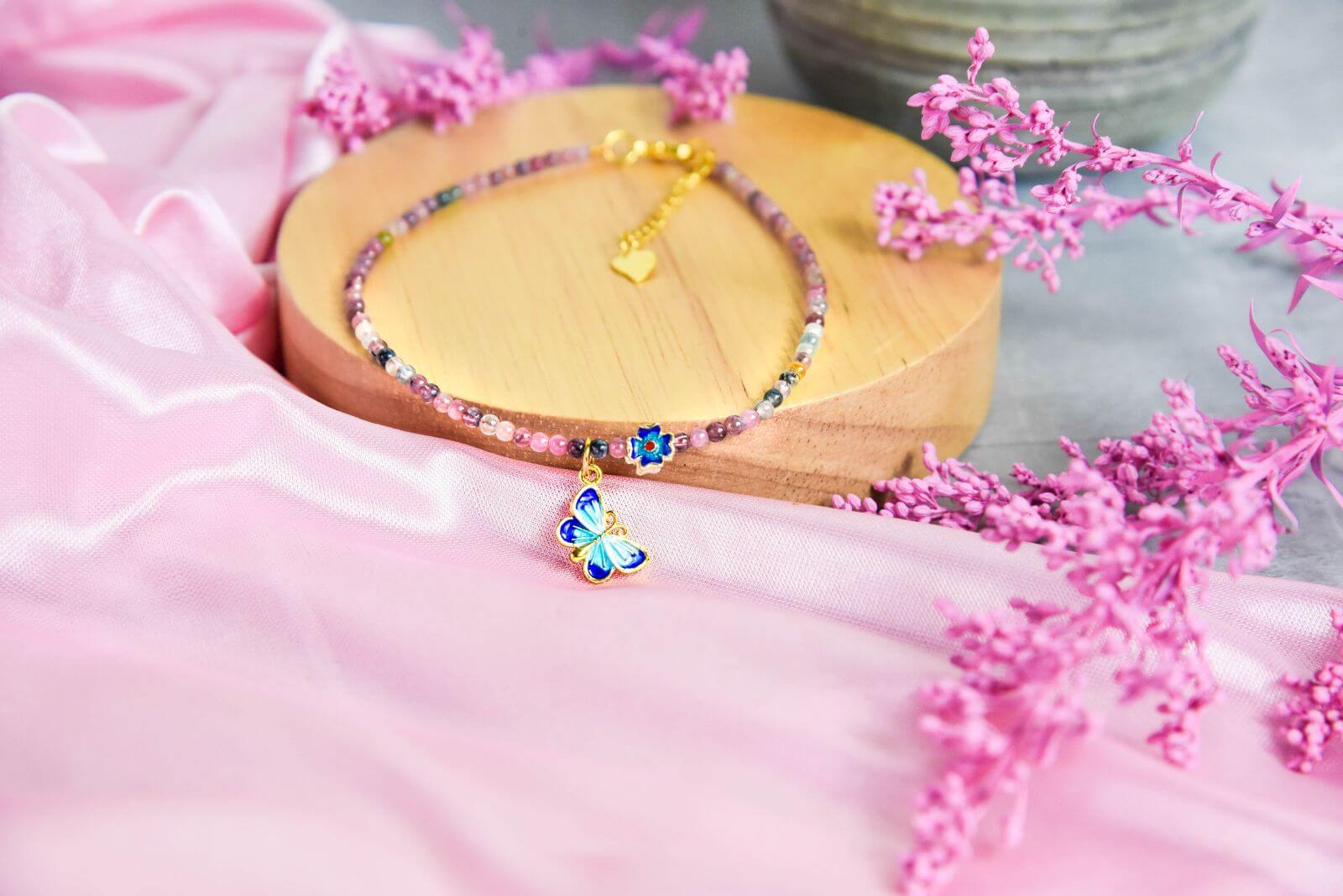 Pink Tourmaline: Meaning, Healing Properties & Uses - Conscious Items