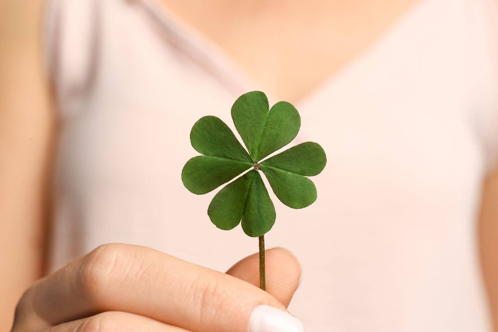 The 5 Most Powerful Stones For Good Luck In 2023 - Conscious Items