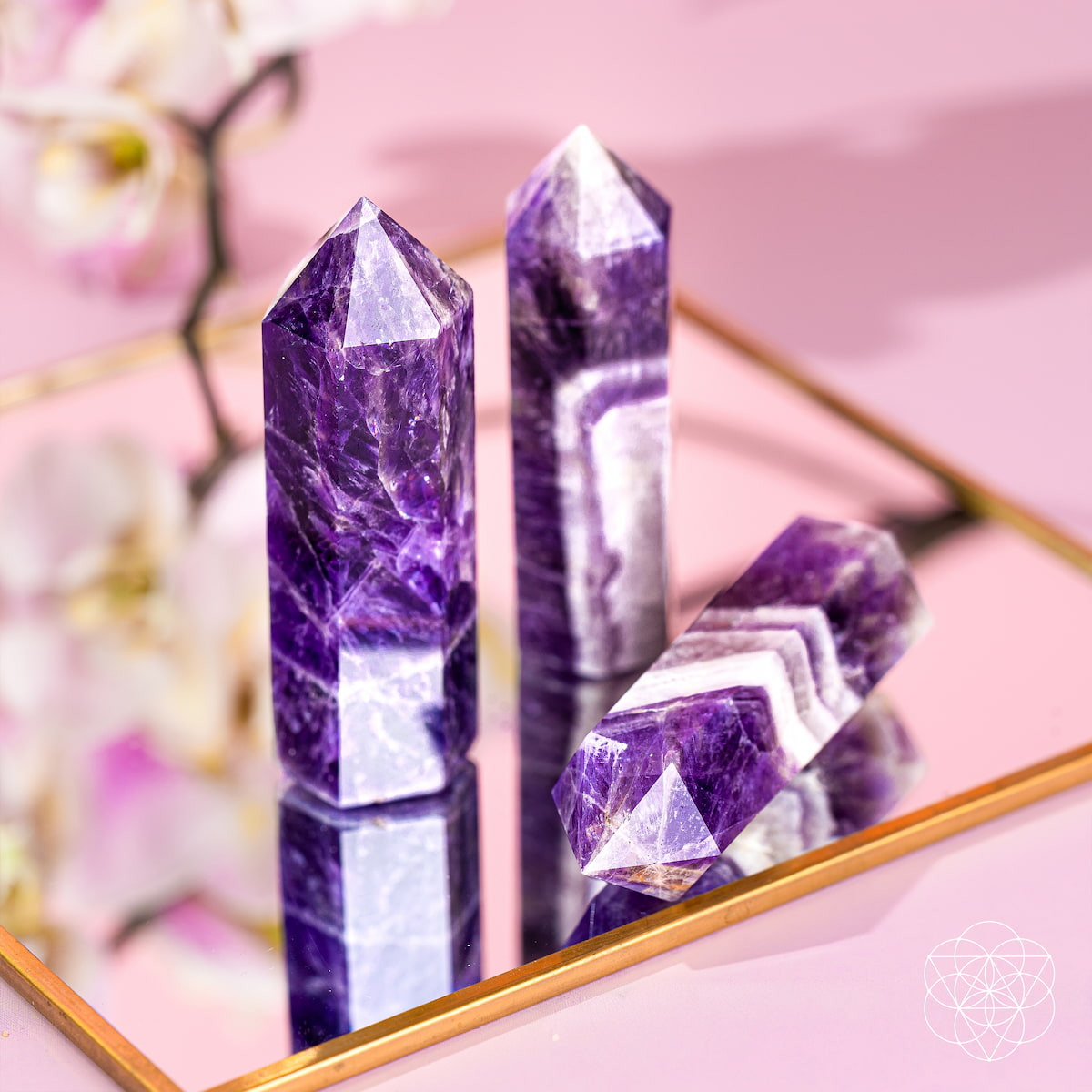 Chevron-Amethyst-Punkt