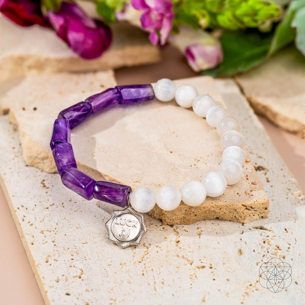 Pure Luck - Horseshoe Amethyst Bracelet - Conscious Items