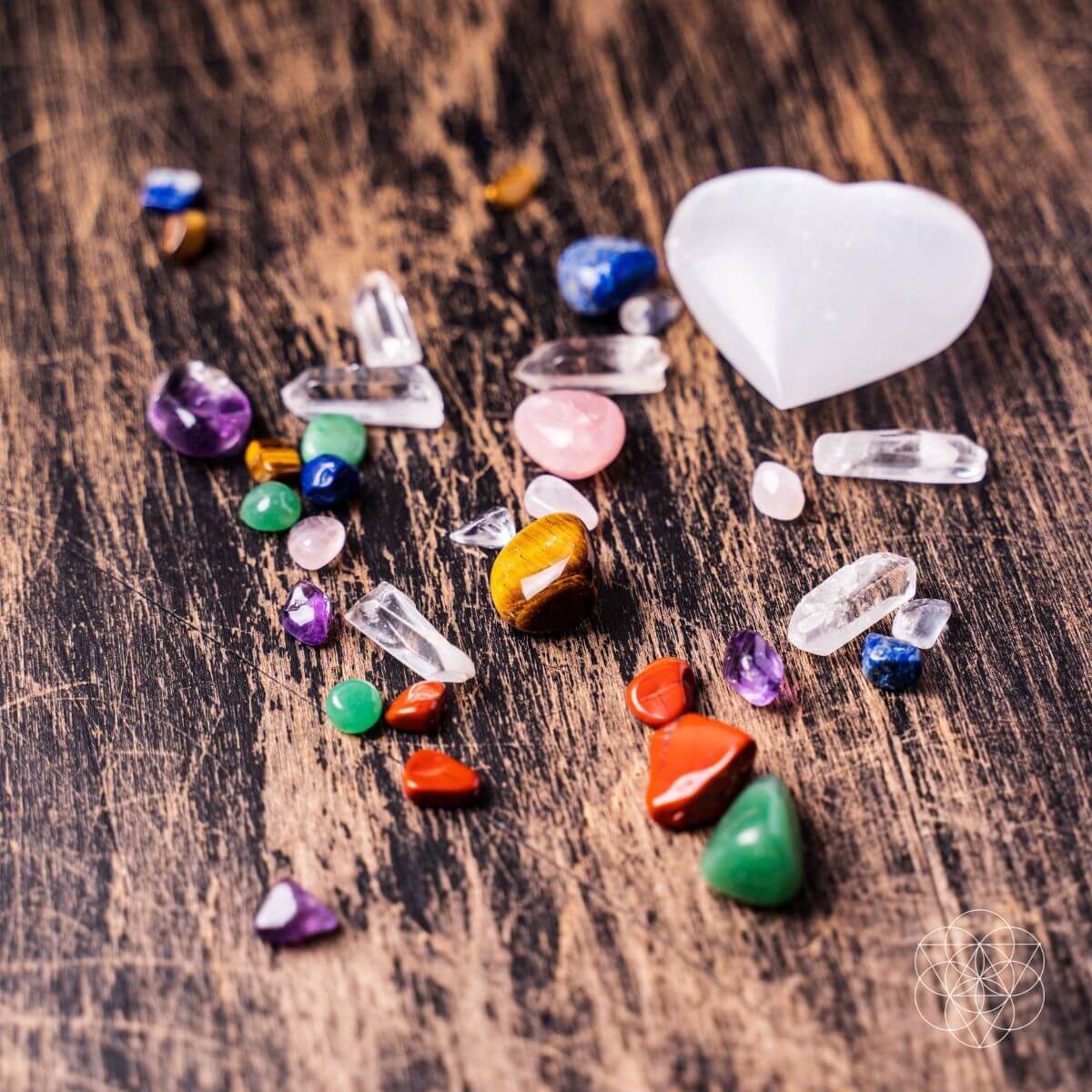 The Divination Crystal Grid Set - Conscious Items
