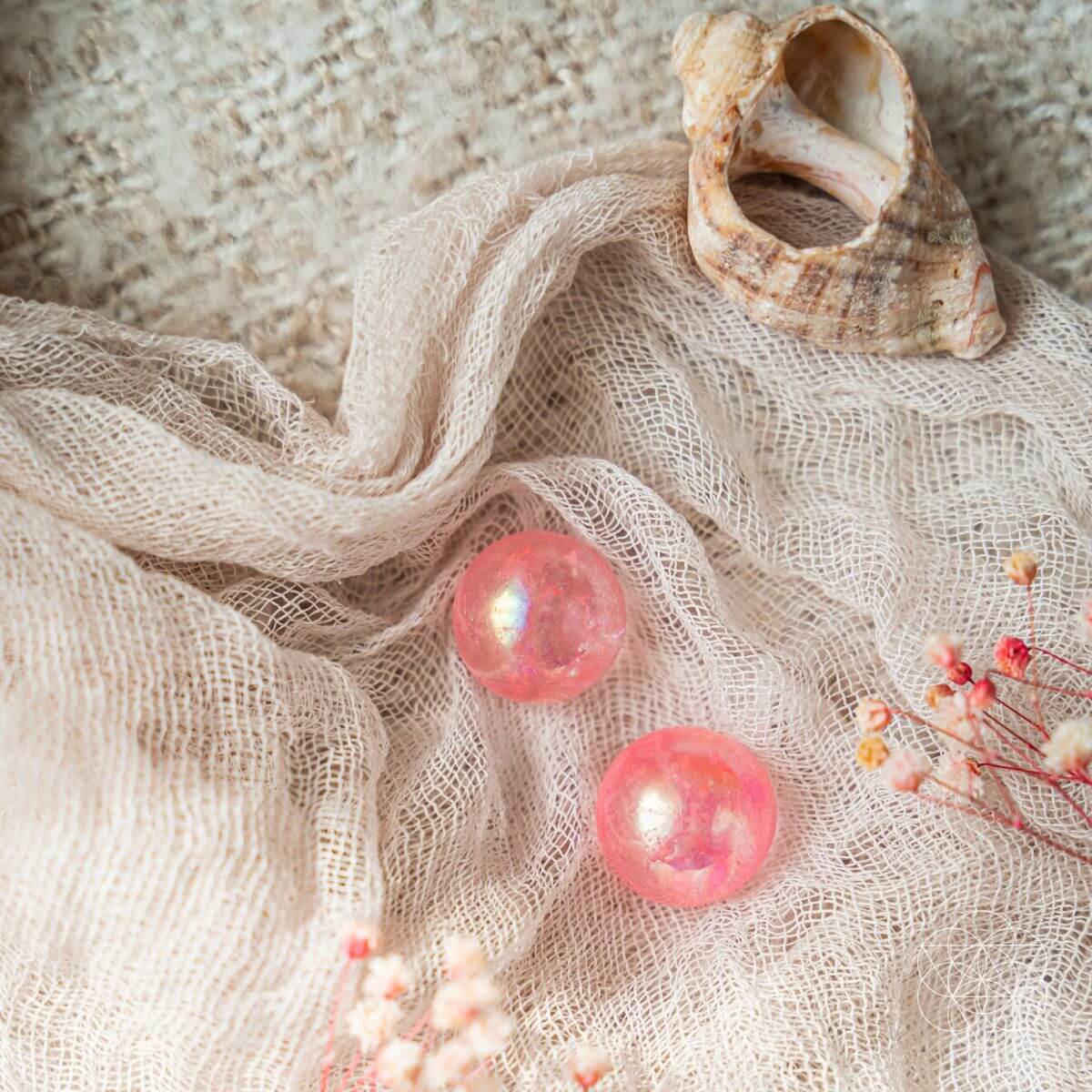 The Love Spheres (2 pcs) - Conscious Items