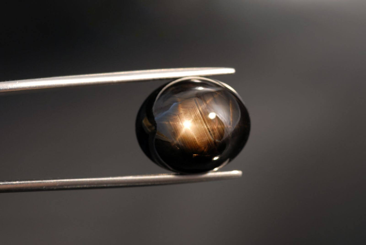 Black Sapphire: Meaning, Healing Properties, and Use Cases - Conscious Items