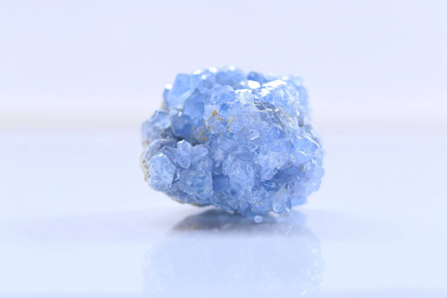Blue Quartz: Crystal Healing Properties And Spiritual Benefits - Conscious Items
