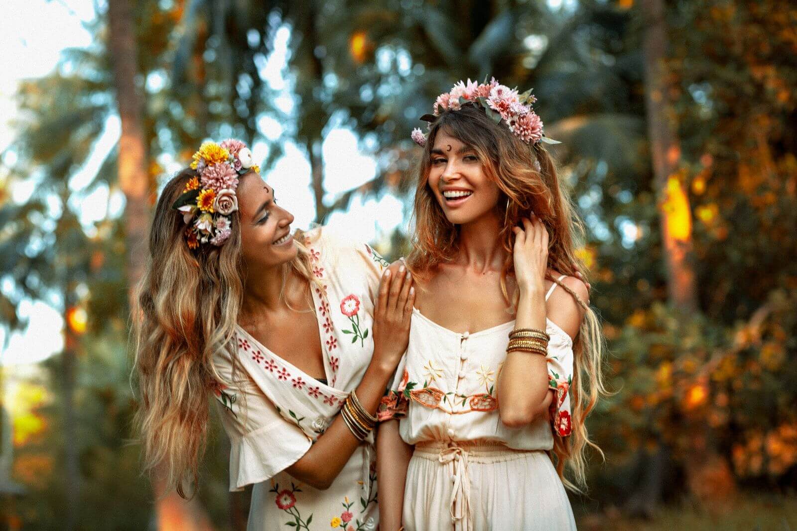 Friendship Stones: The 10 Best Crystals For Friendship - Conscious Items