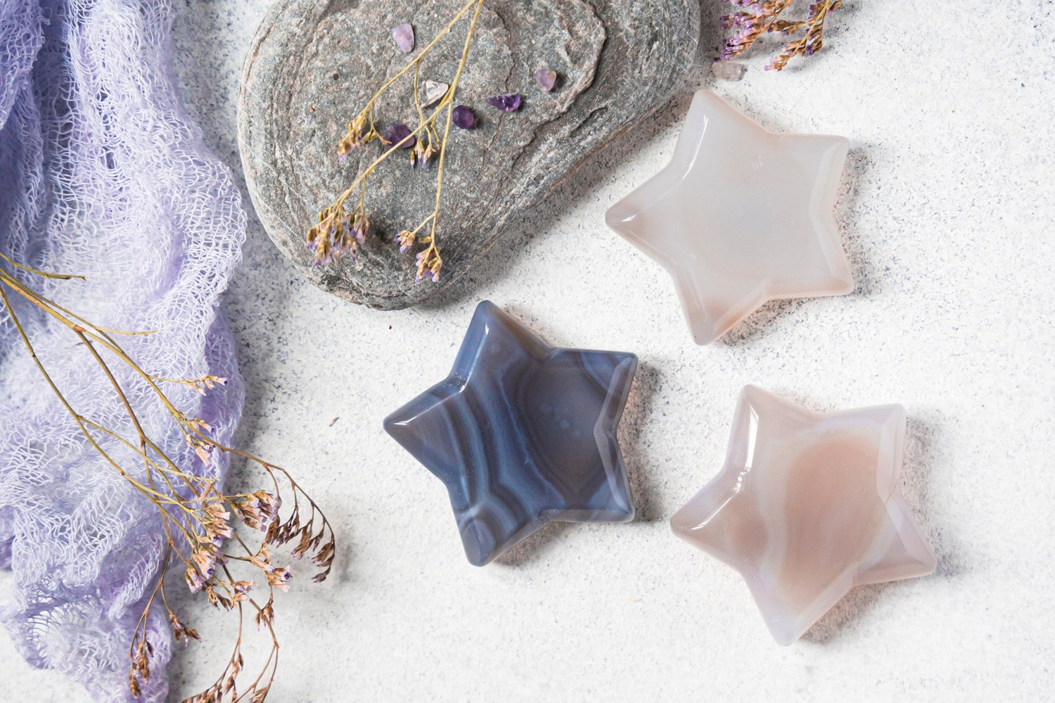 Grey Stones: Top 24 of The Most Fascinating Grey Crystals - Conscious Items