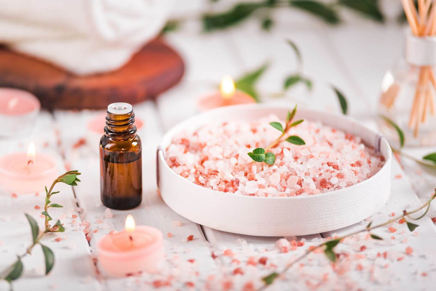 Himalayan Salt Bath: The Benefits Of Himalayan Salt - Conscious Items