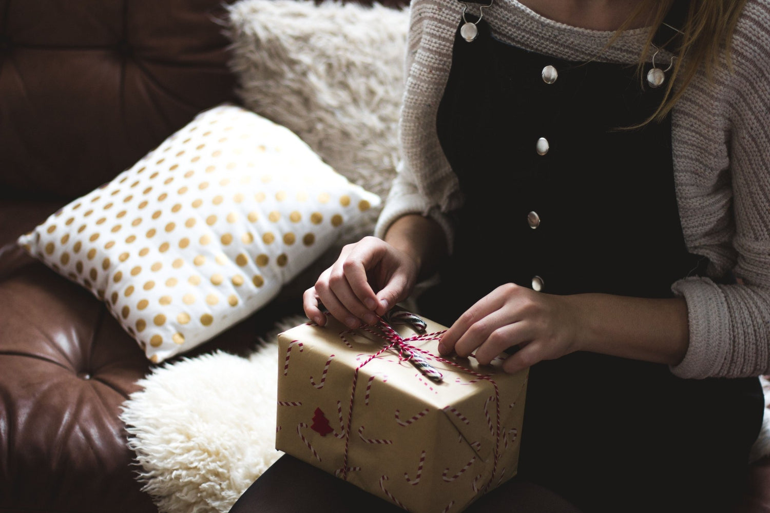HOW TO CHOOSE THE RIGHT CRYSTAL FOR SOMEONE ELSE - Conscious Items