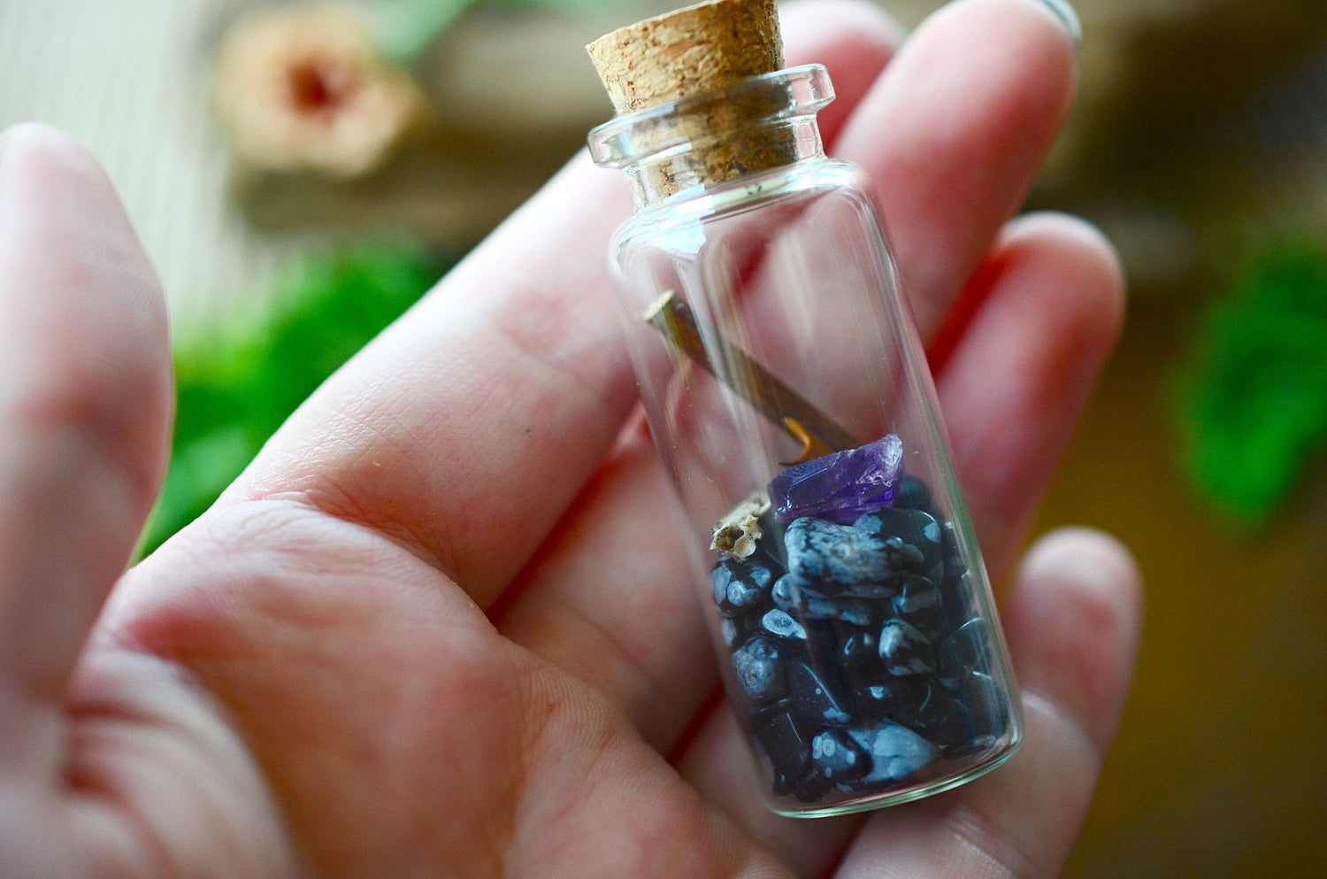 Rainbow Obsidian: What It Is and How to Use It in Your Life - Conscious Items
