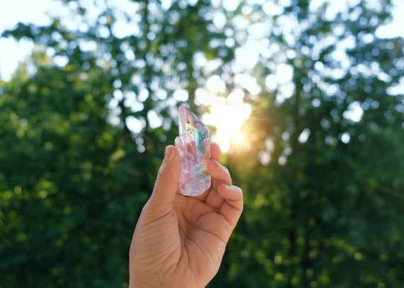 Angel Aura Quartz: the Amazing Properties, Benefits, and Meanings