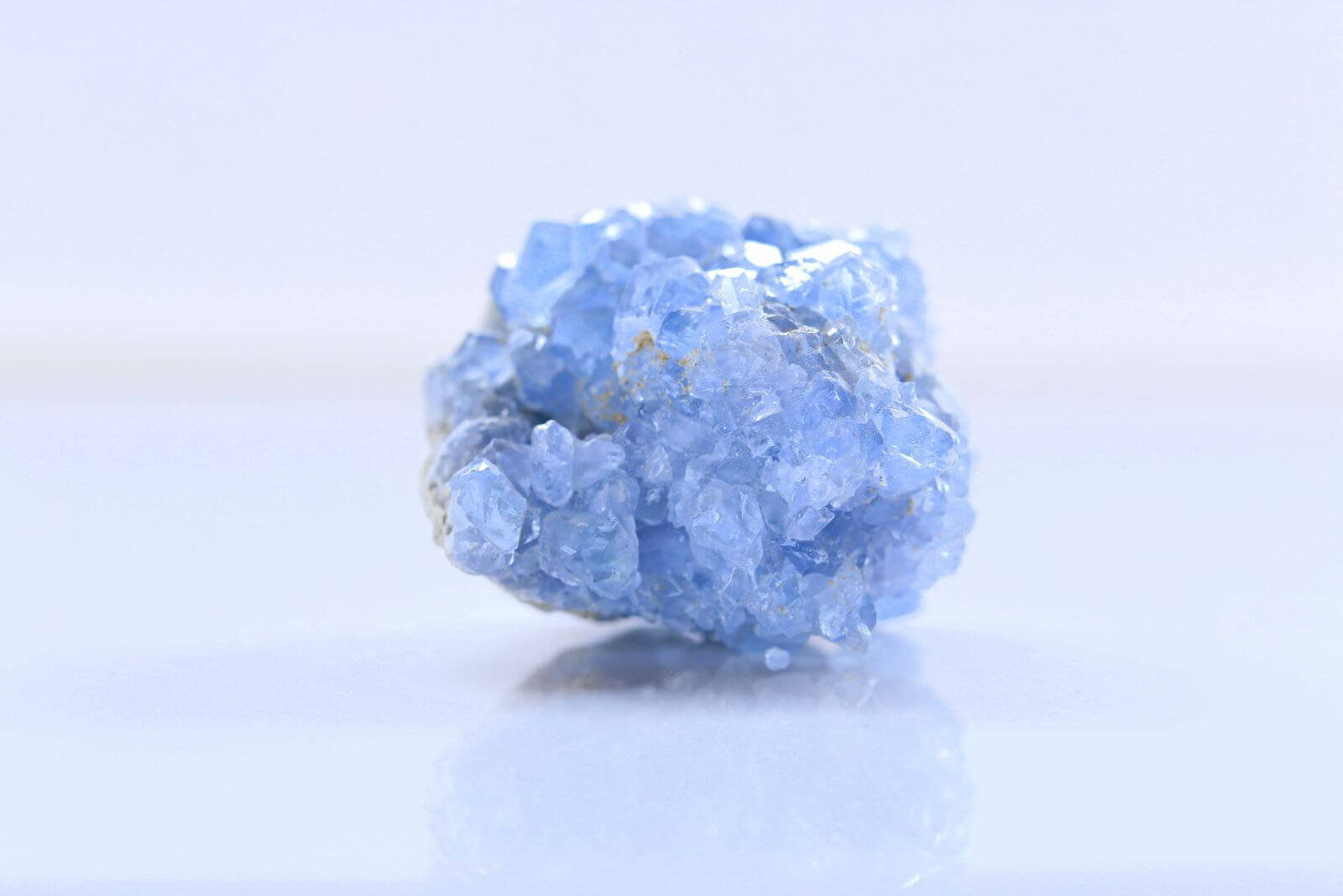 Blue Quartz: Crystal Healing Properties And Spiritual Benefits