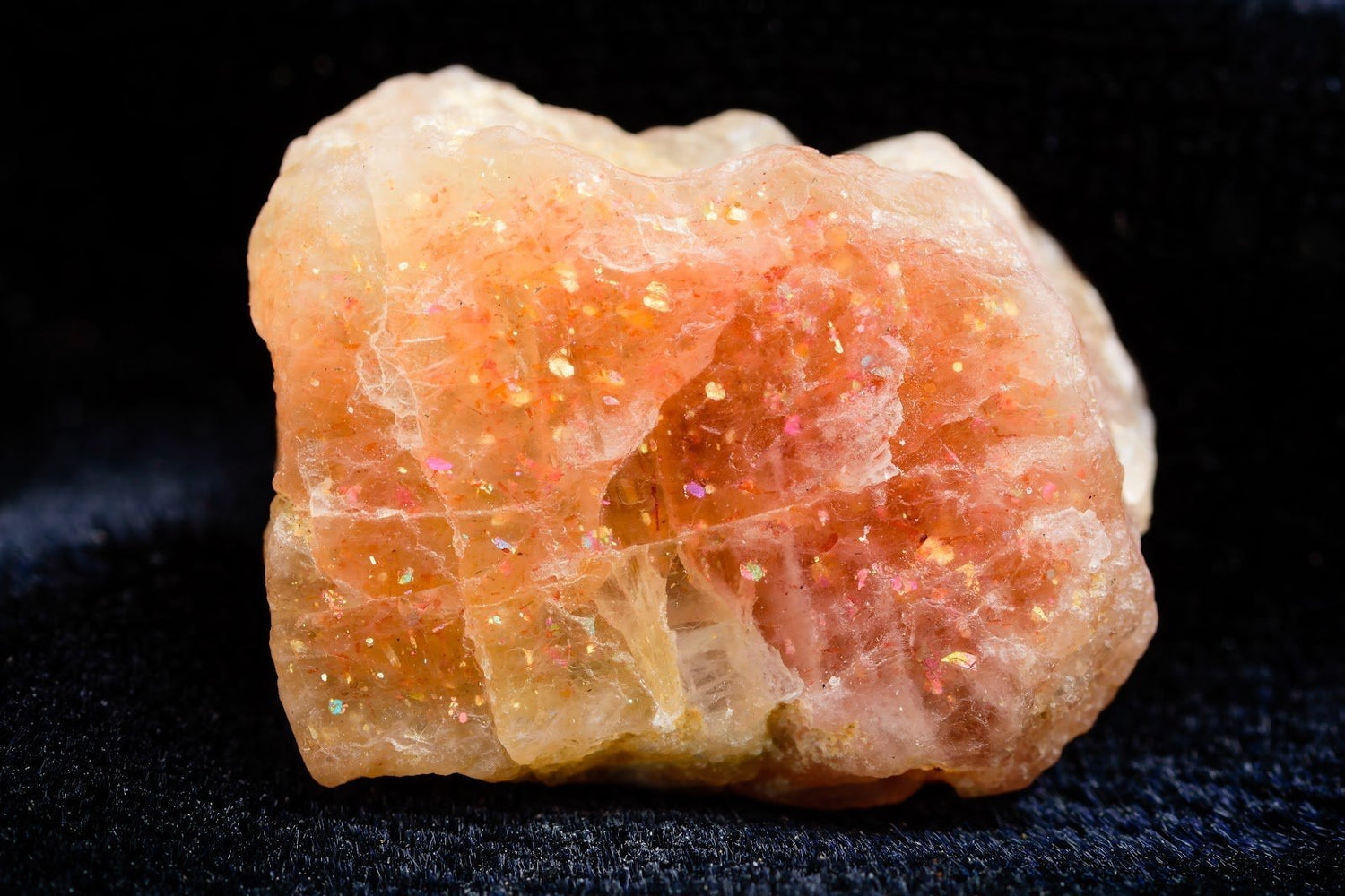 Sunstone Properties: How to Use This Crystal for Your Well-Being - Conscious Items