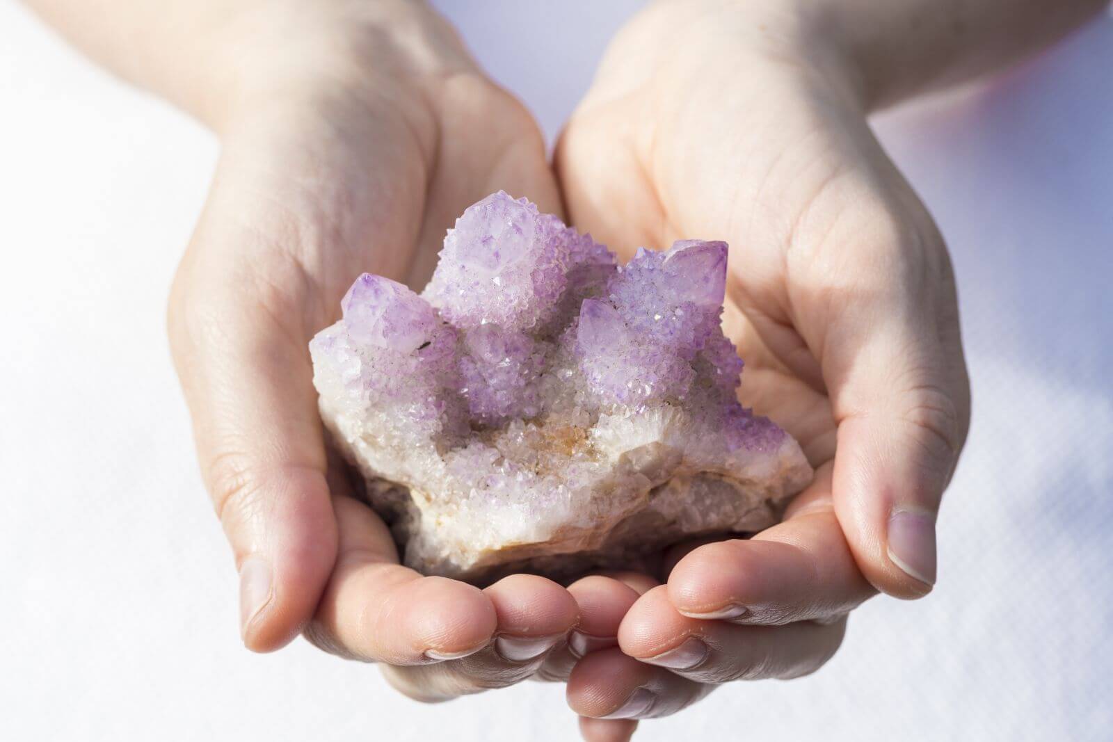 Spirit Quartz Meaning, Properties and Uses | Conscious Items