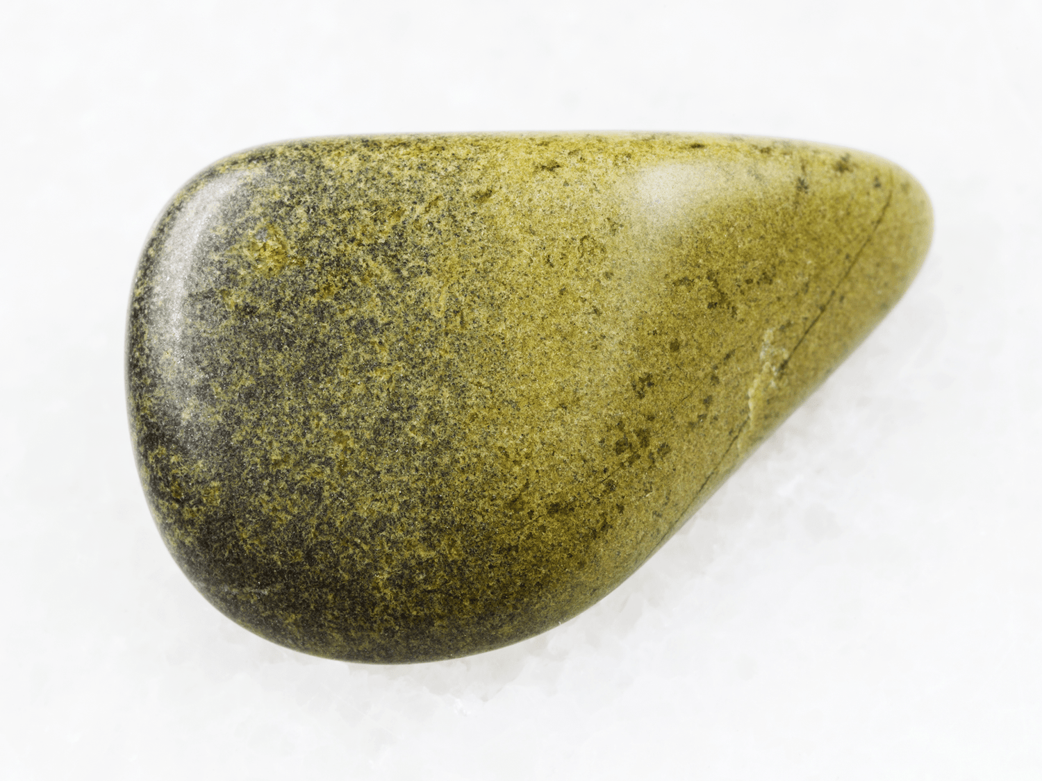 Why You Need To Add Epidote to Your Gemstone Collection - Conscious Items