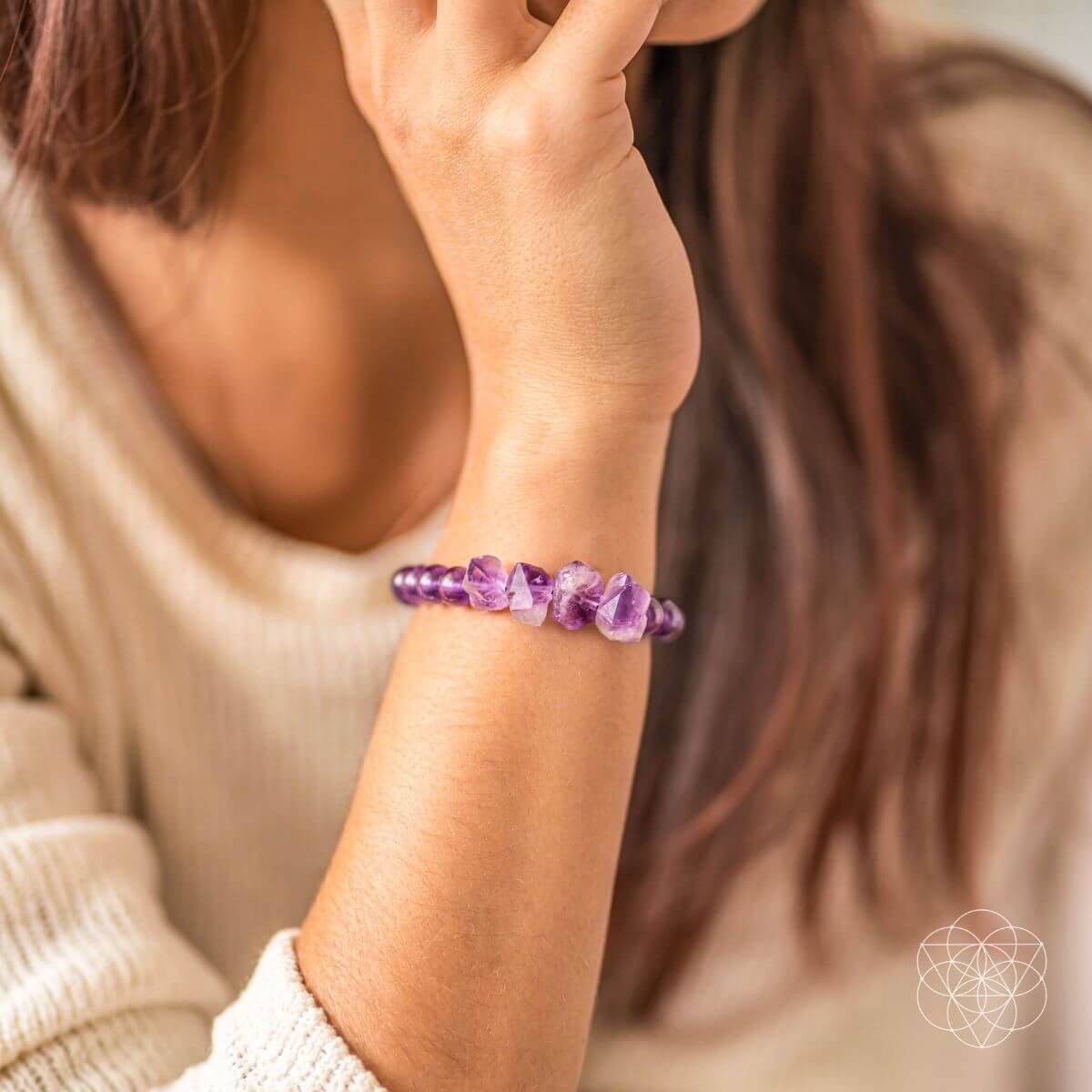 healing crystal bracelet with amethyst